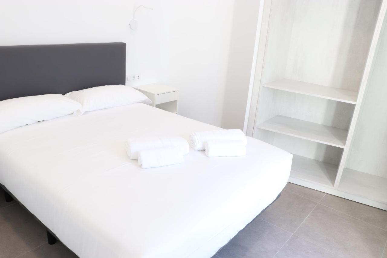 V&C Apartamentos 科尼尔-德拉弗龙特拉 外观 照片