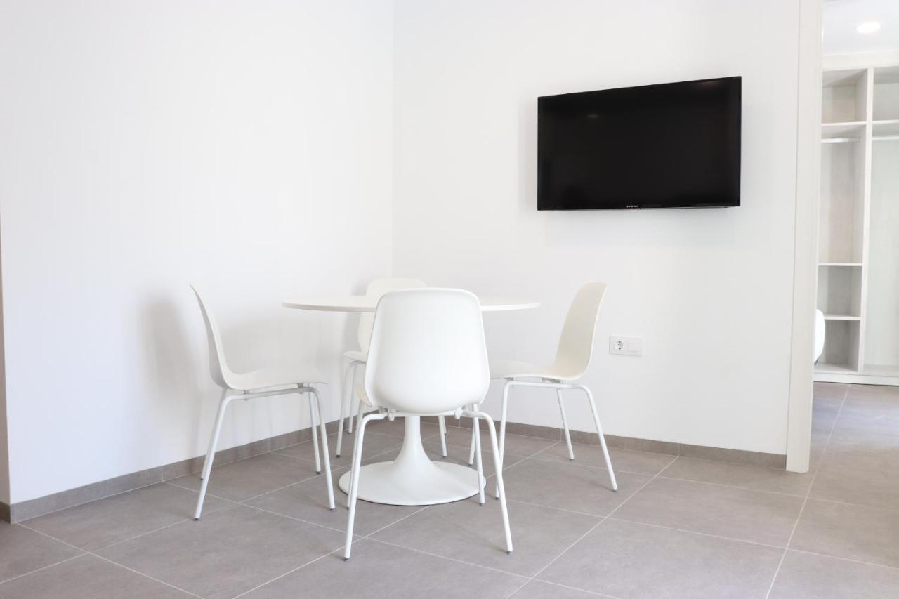 V&C Apartamentos 科尼尔-德拉弗龙特拉 外观 照片