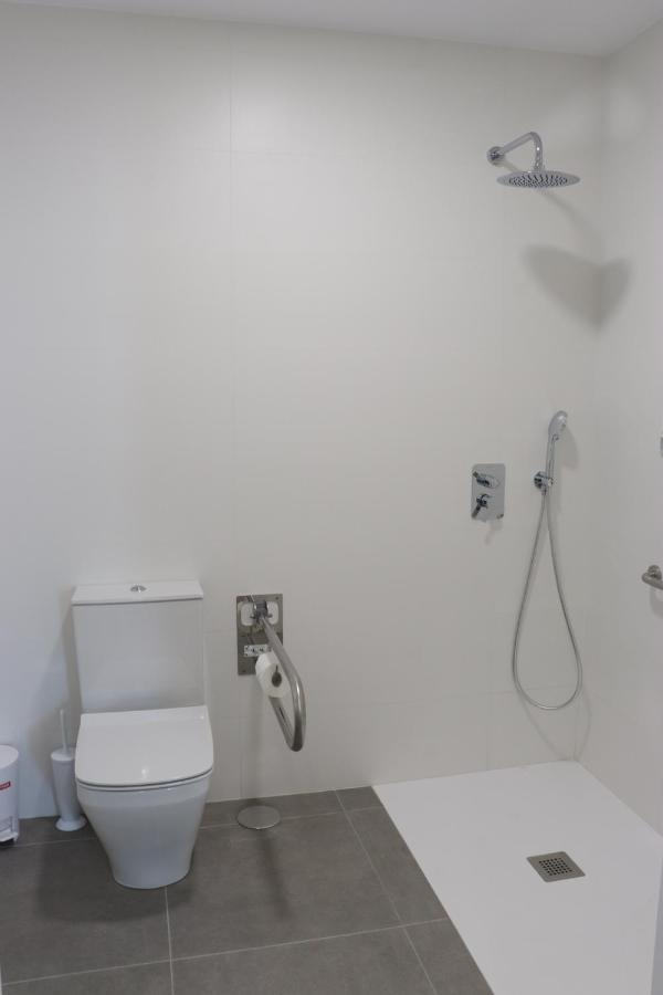V&C Apartamentos 科尼尔-德拉弗龙特拉 外观 照片