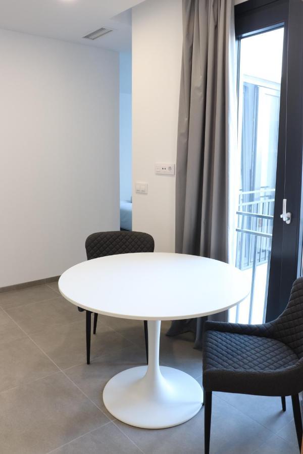 V&C Apartamentos 科尼尔-德拉弗龙特拉 外观 照片