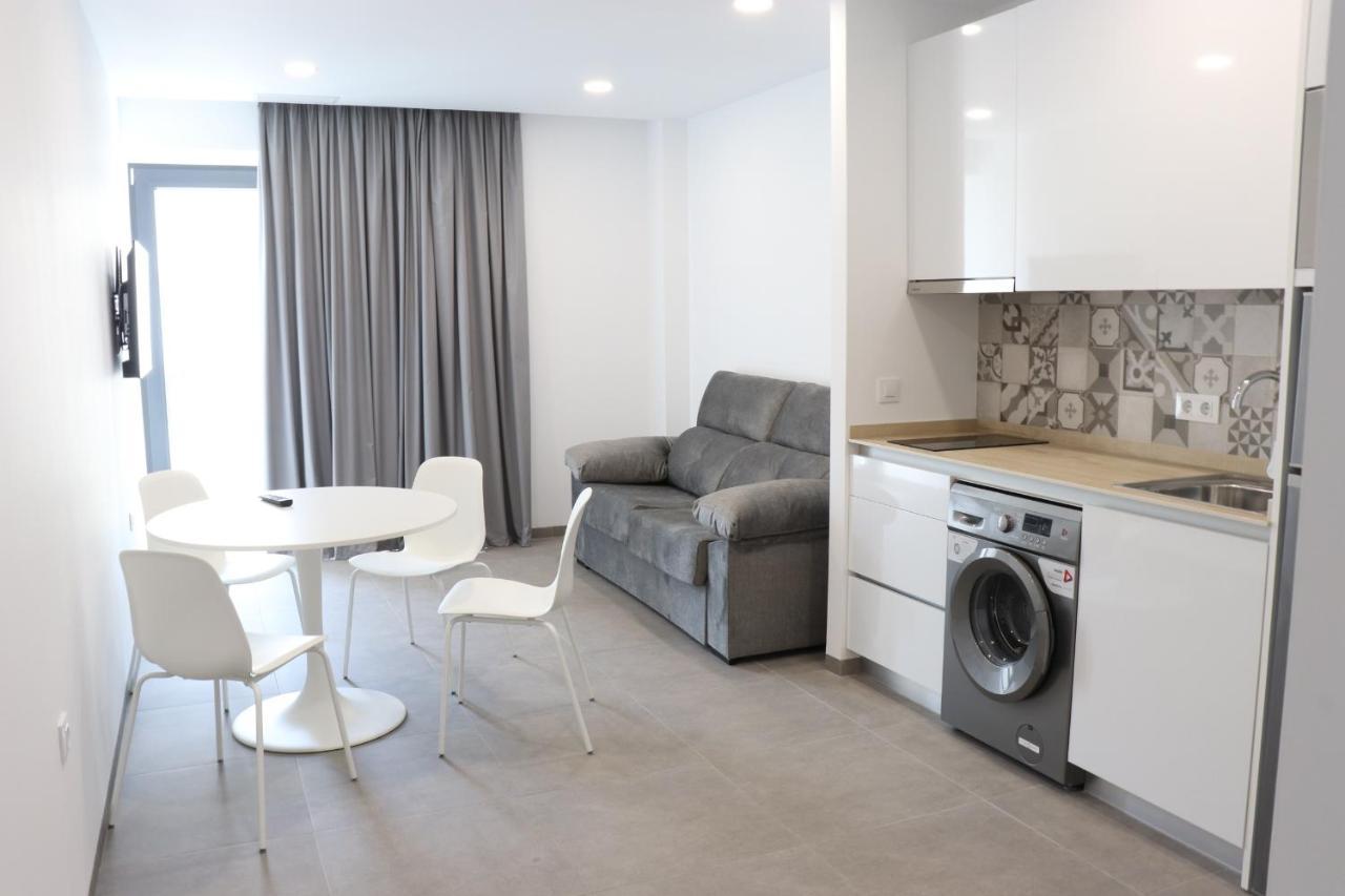 V&C Apartamentos 科尼尔-德拉弗龙特拉 外观 照片