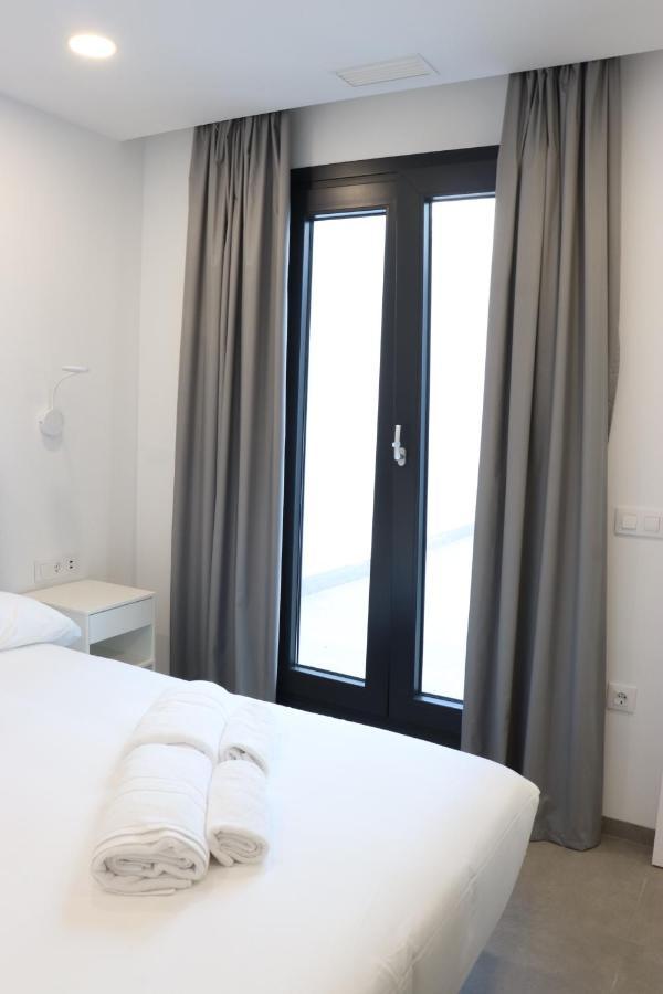 V&C Apartamentos 科尼尔-德拉弗龙特拉 外观 照片