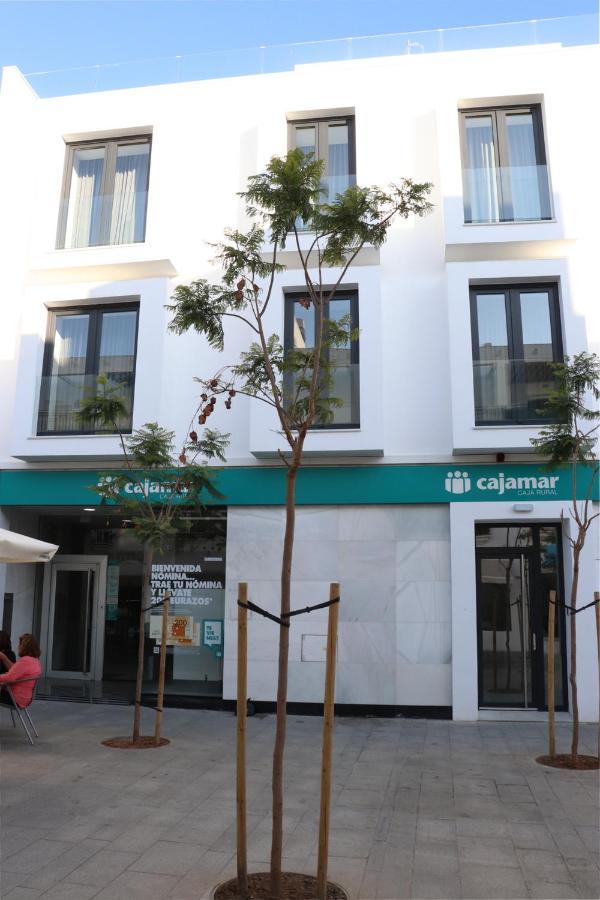 V&C Apartamentos 科尼尔-德拉弗龙特拉 外观 照片