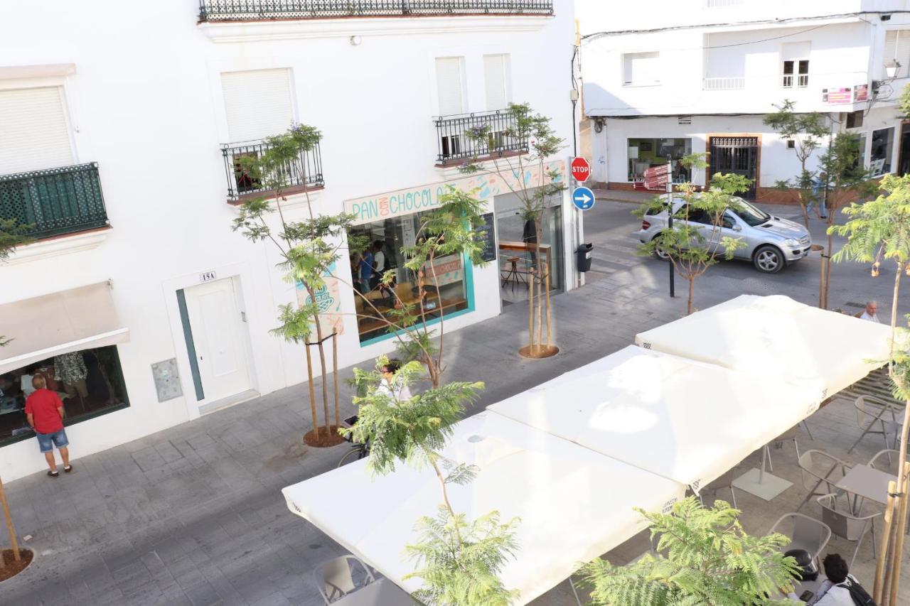 V&C Apartamentos 科尼尔-德拉弗龙特拉 外观 照片